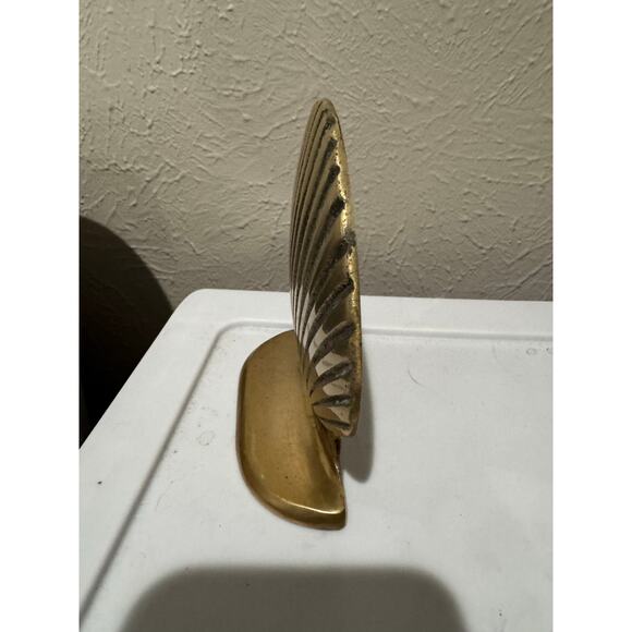 Vintage Eighties 80s Seashell Scallop Brass Bookend - Picture 2 of 5